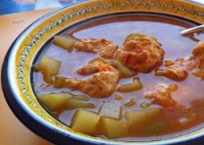 Sopa de Albóndigas de Puropollo